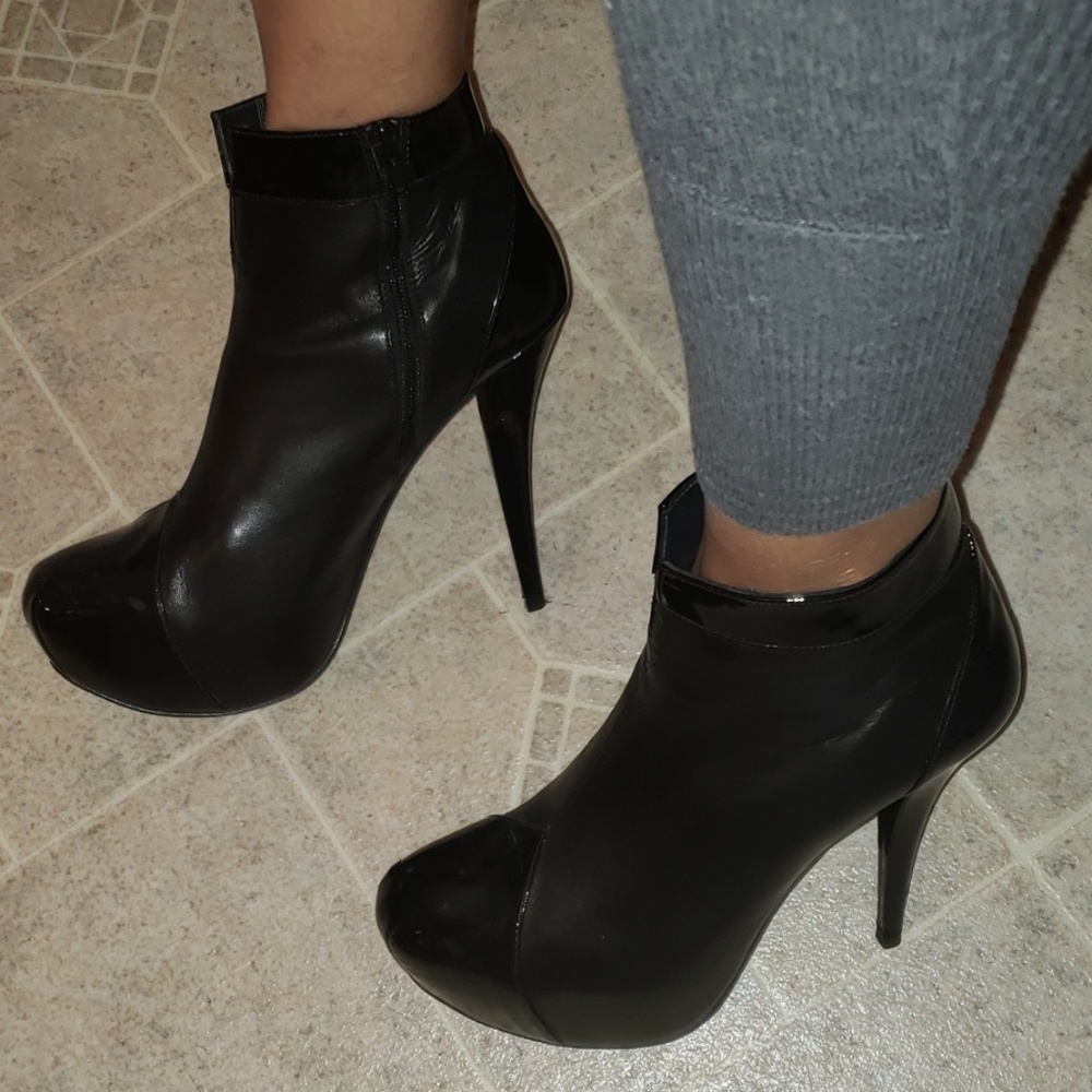 Stuart Weitzman Patent & Leather Platform - image 3